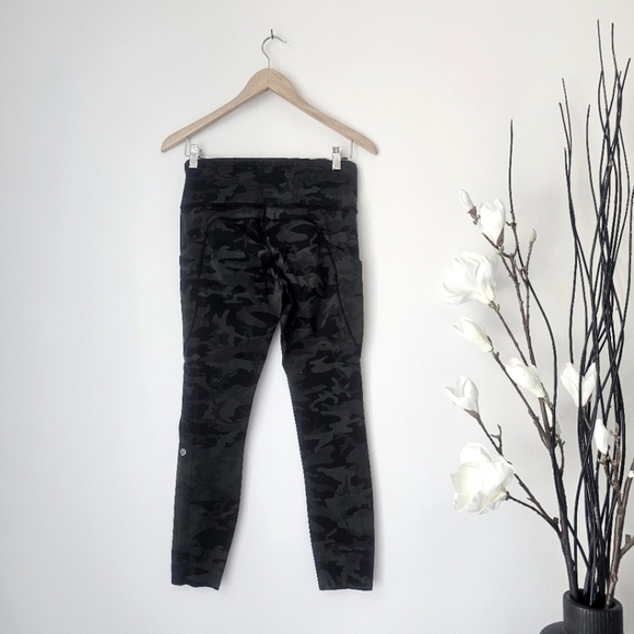 LULULEMON Fast & Free 7/8 Tight II *Nulux - Picture 3 of 10